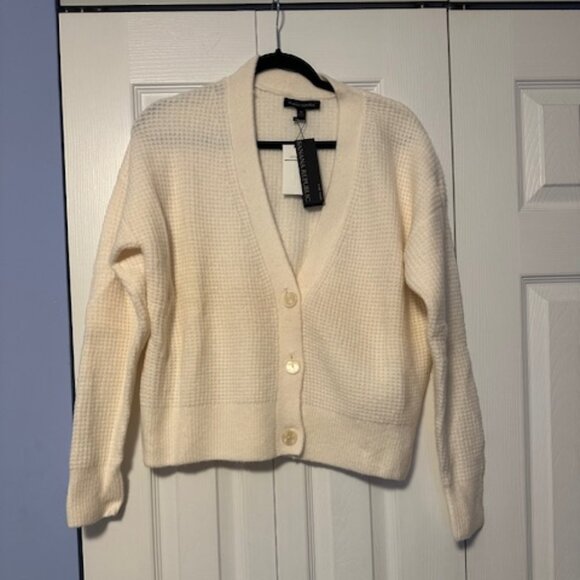 Banana Republic Cream Cardigan Sweater - Picture 1 of 4